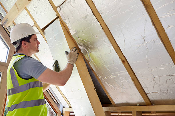 Best Insulation Repair Services  in Hampton Bays, NY